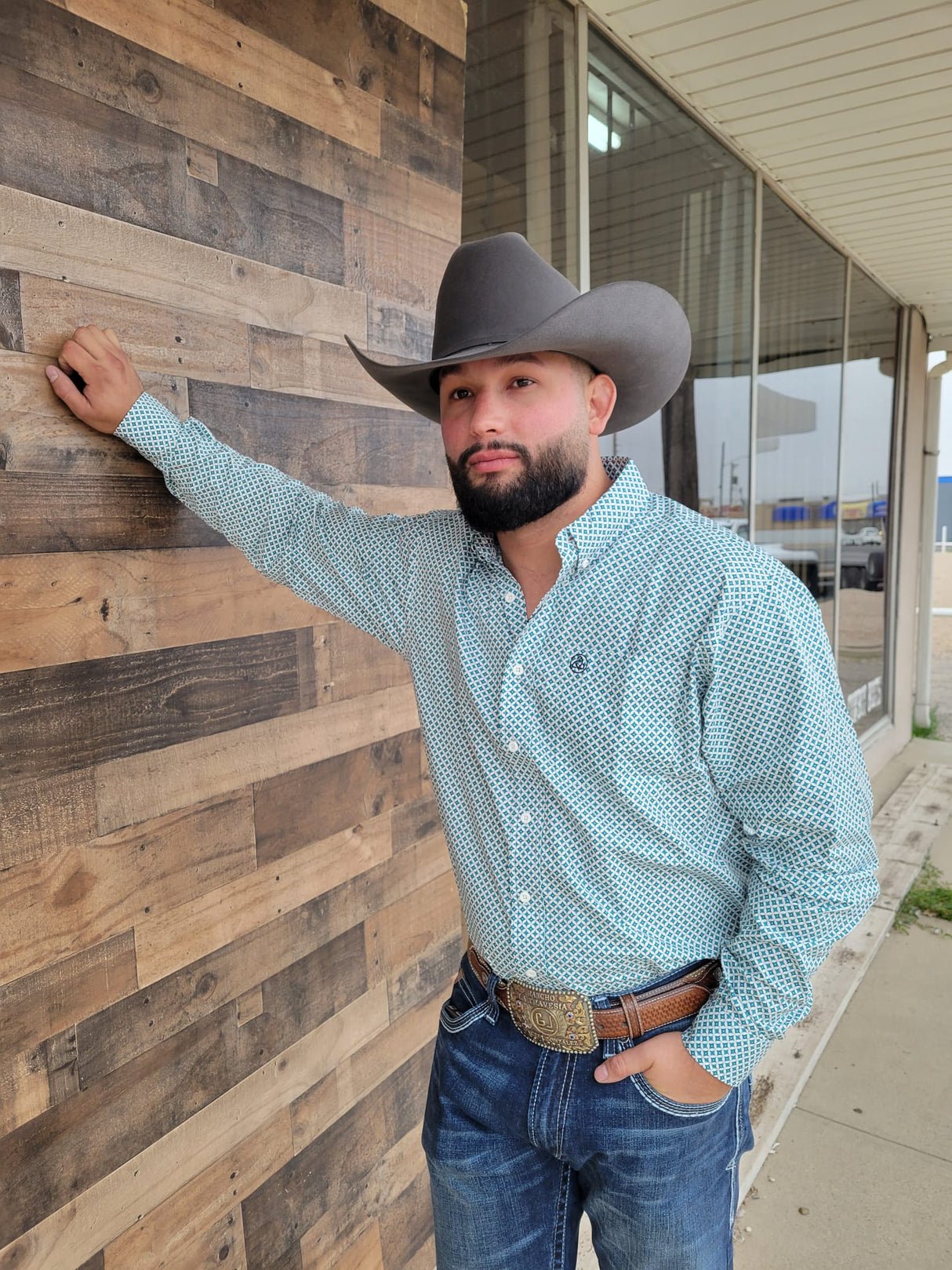 Green diamonds on White Classic- SKCL2023006 006 *PLEASE SIZE DOWN*