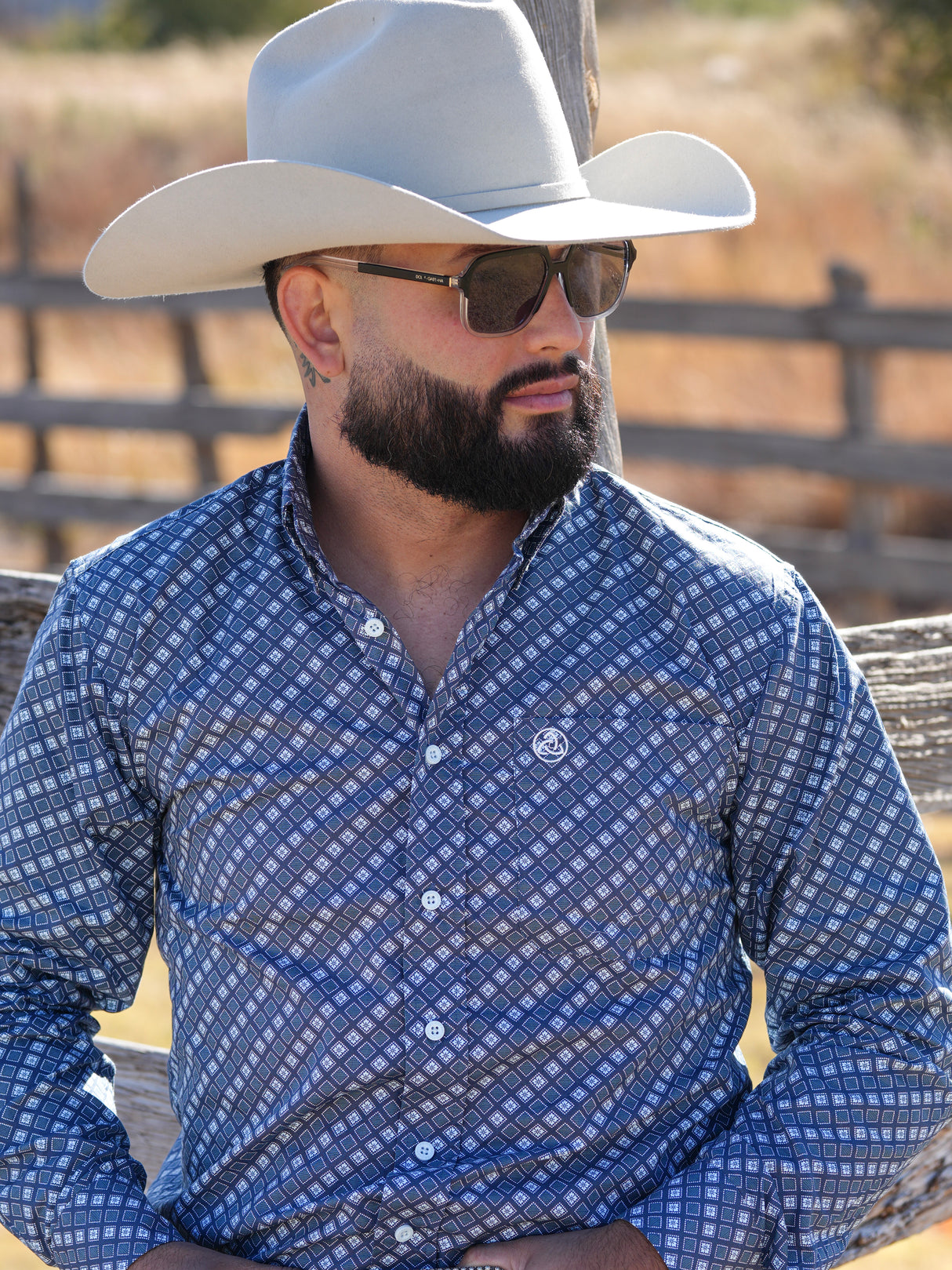 Men's Classic Navy Geometric Button Up 105