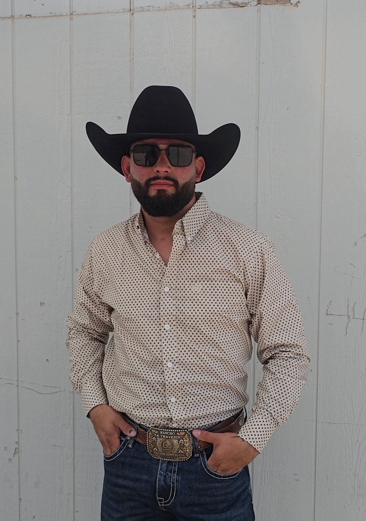 The Aaron Cream Button Up - 192