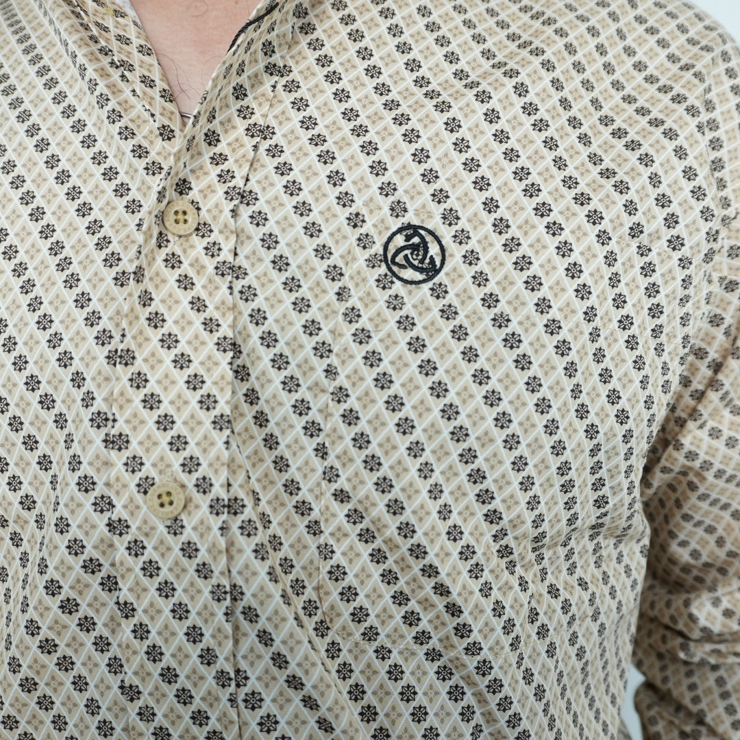 Geometric Design Tan Classic- SKCL2023008 008 *PLEASE SIZE DOWN*