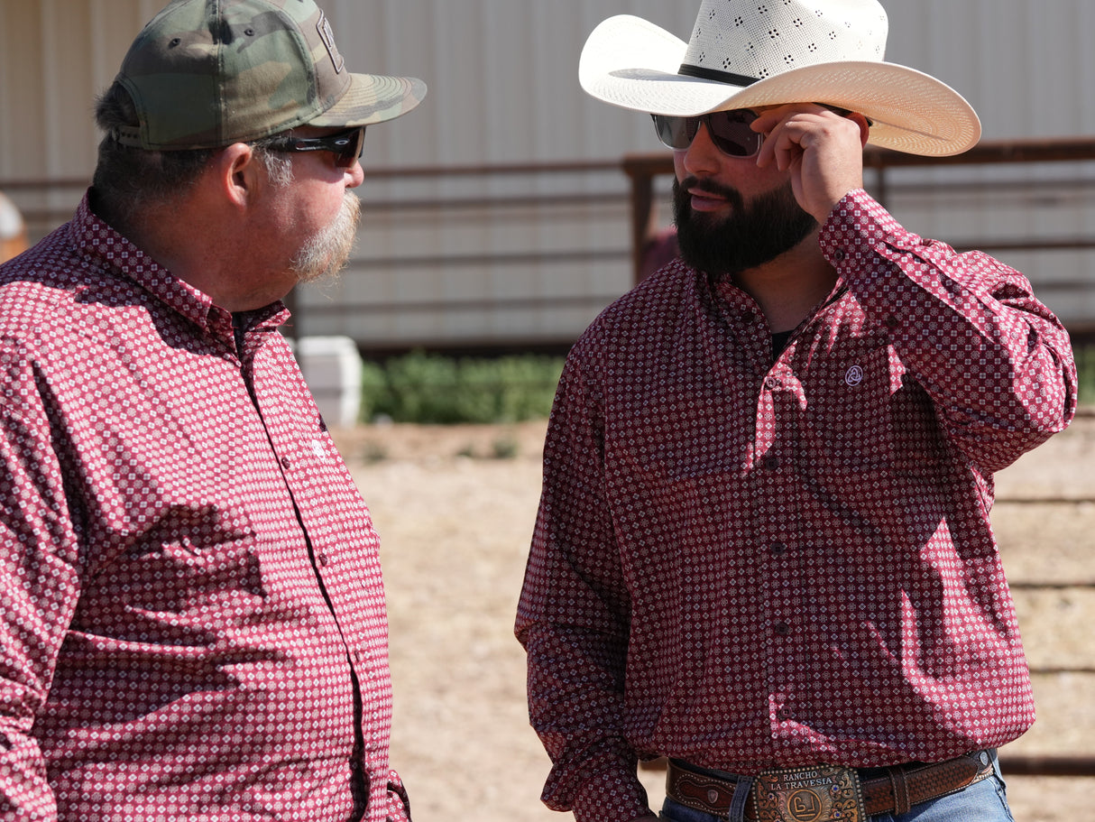 Red White Diamonds Classic Fit-SKCL2023020 020 *PLEASE SIZE DOWN*