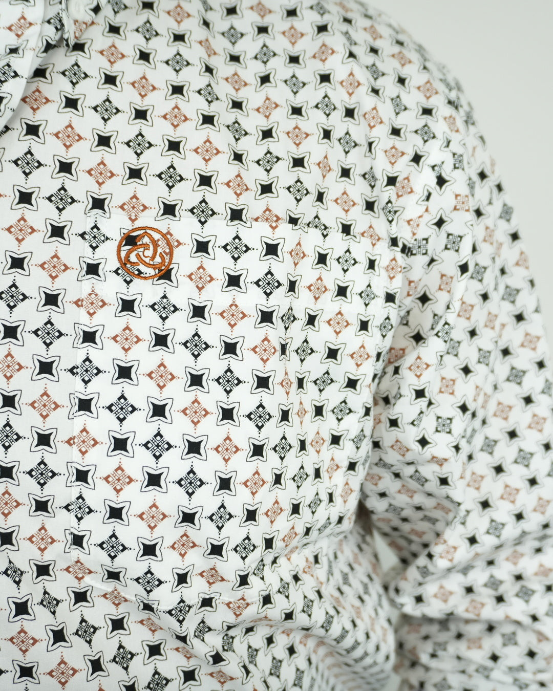 White Rust Geometric Print Classic-SKCL2023045 045